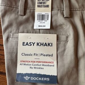 Dockers Men's Classic Fit Khaki Pants - Brown NWT